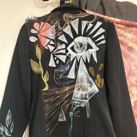 ✨ Lovely Star Hand Painted Clothing ✨ - Picture 9 of 12